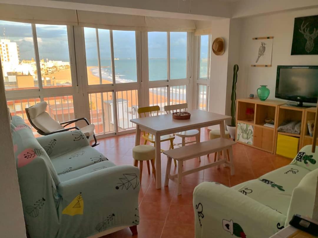 Una Ventana Al Mar Rota Exterior photo